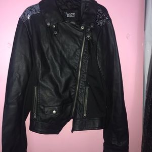 GLAM LEATHER JACKET
